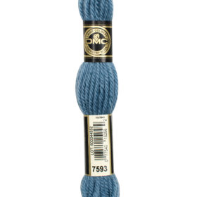 DMC Tapestry Wool #7593 Antique Blue Light