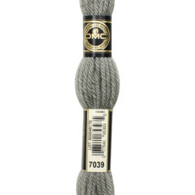 DMC Tapestry Wool #7039-Beaver Grey Dark