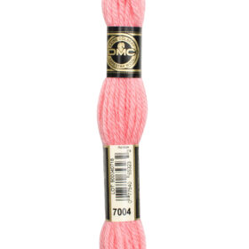 DMC Tapestry Wool #7004-Very Light Carnation